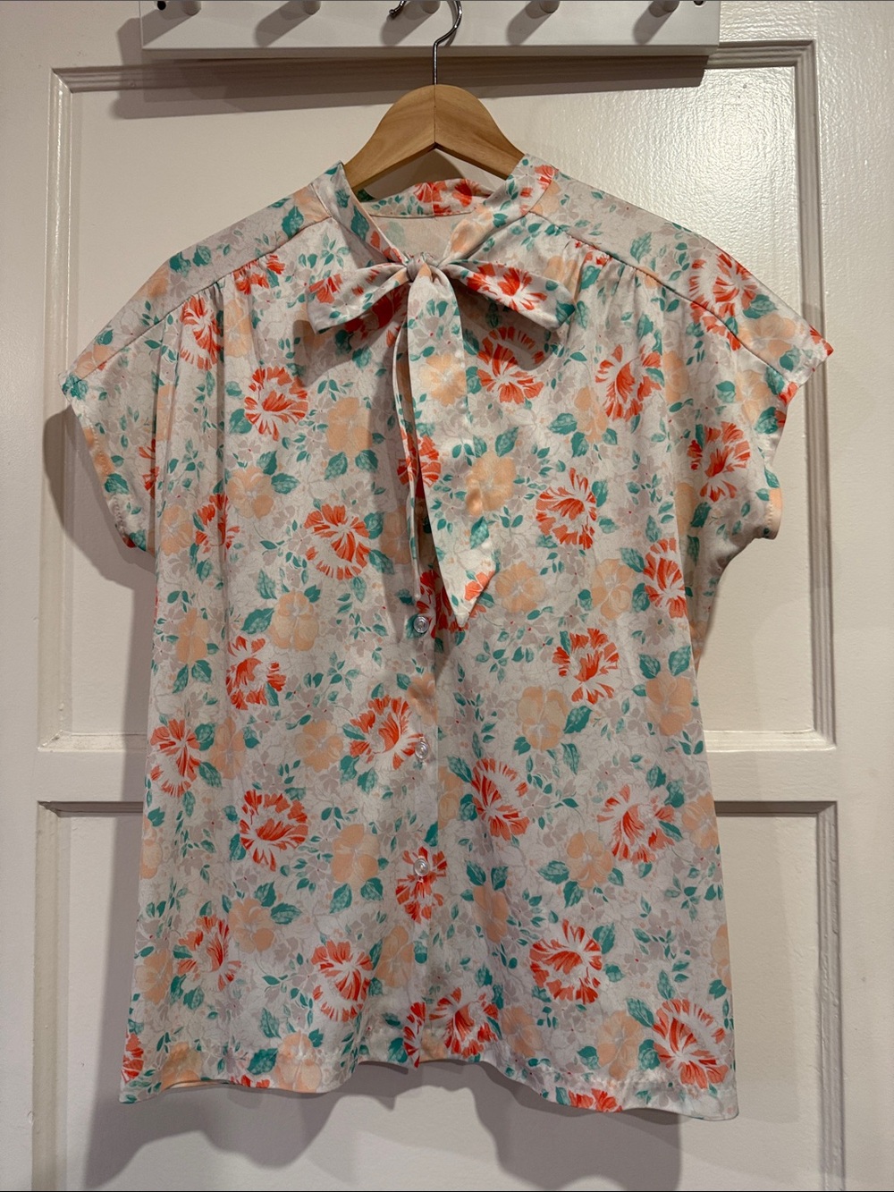 Vintage Floral Tie-Neck Women's Blouse in Peach & Teal